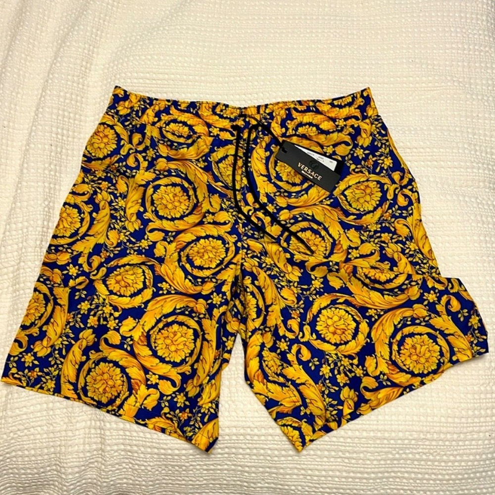 VERSACE Beachwear Boxer NEW w/tags NEVER worn Travel bag & tissue still intact